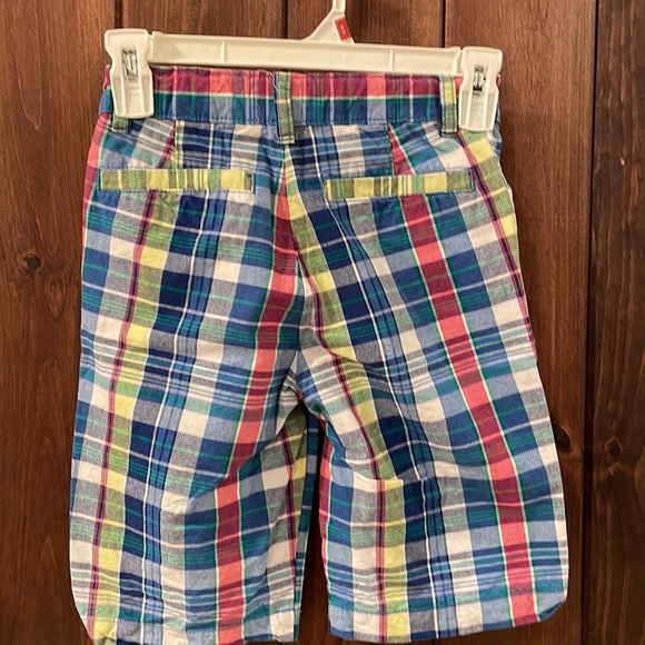 Boys plaid shorts size 8 adjustable waist - Picture 2 of 6
